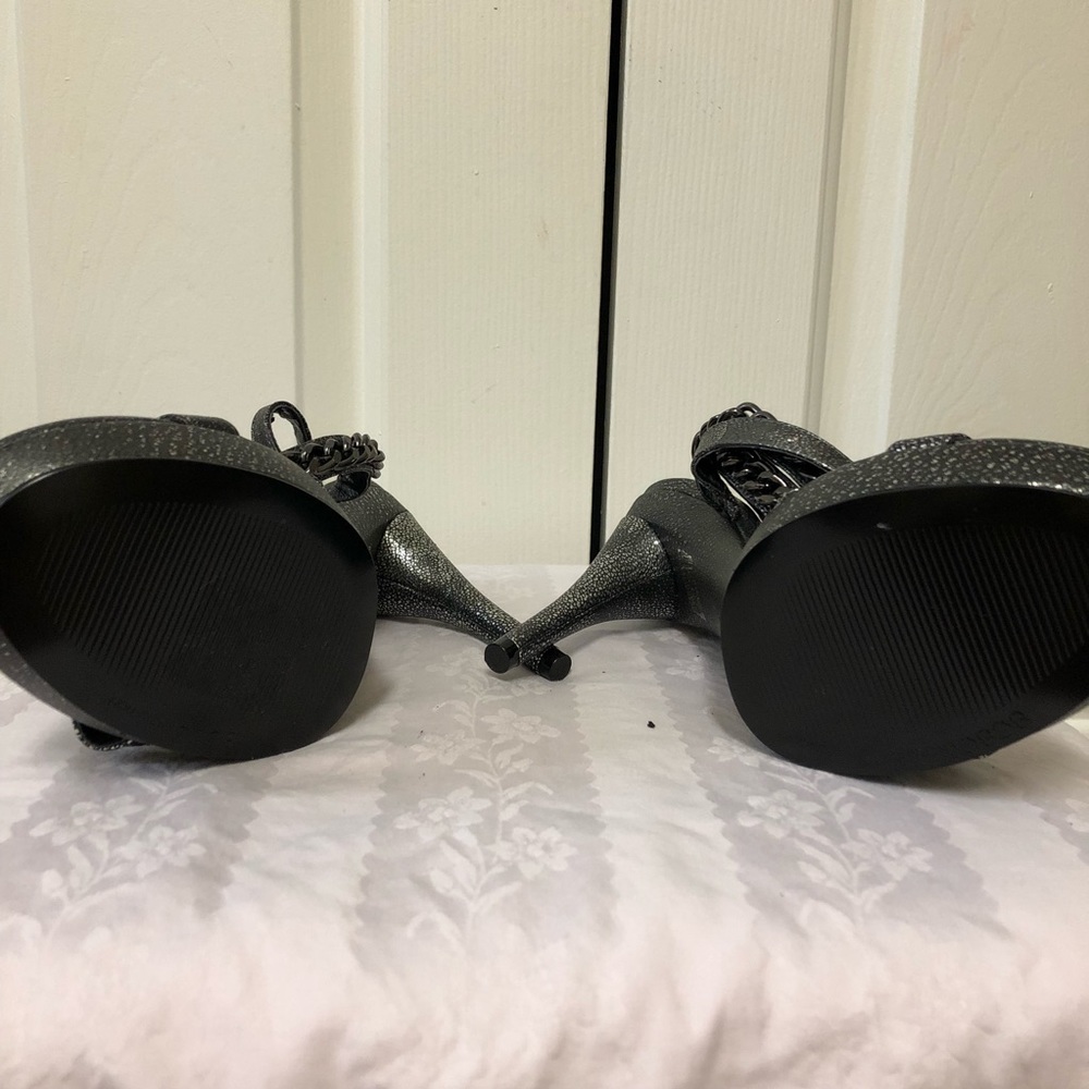 Bcbgeneration Silver Metallic Strap Sandals Sz 10b - image 6